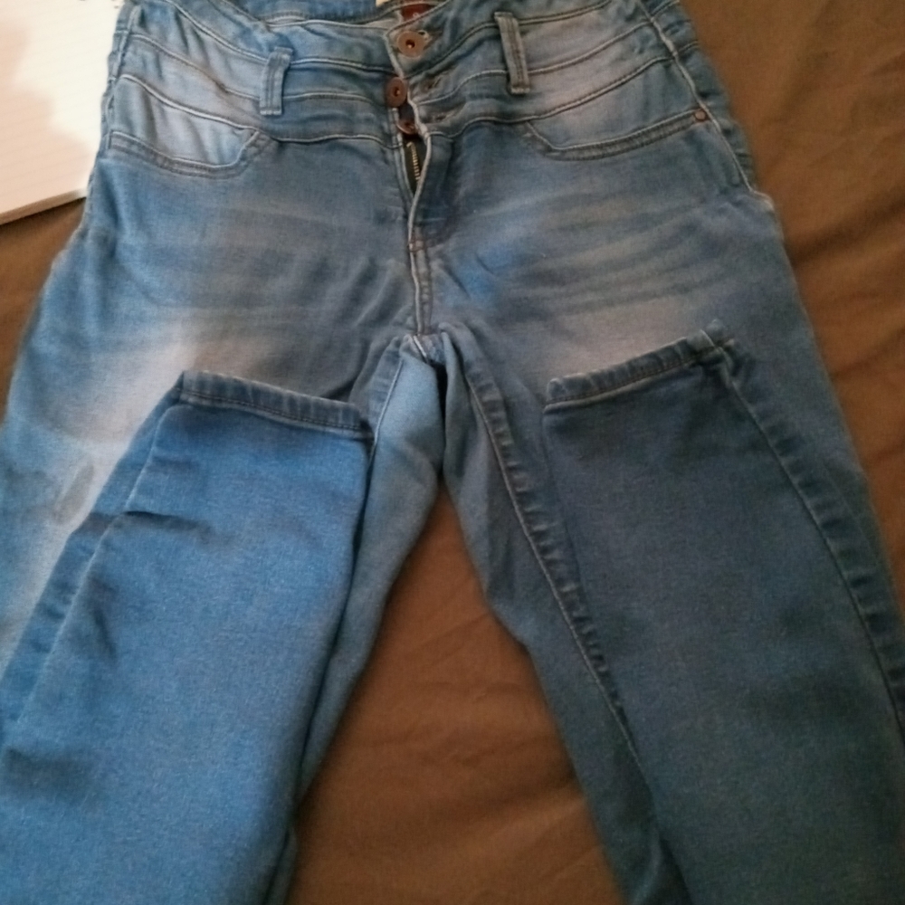 Skinny jeans